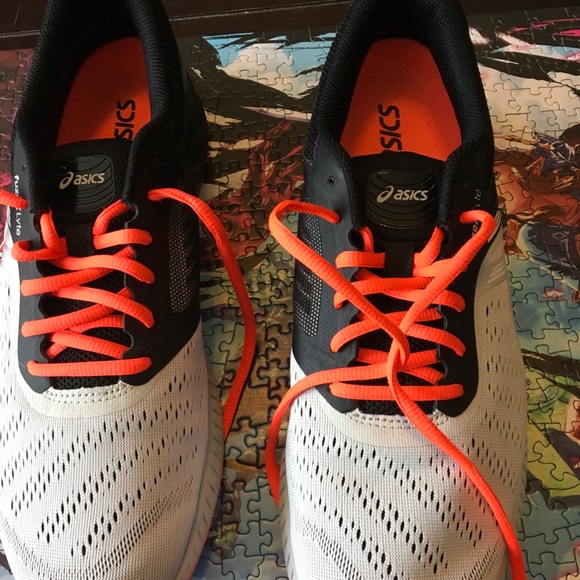 ASICS FuzeXLyte - Picture 2 of 6